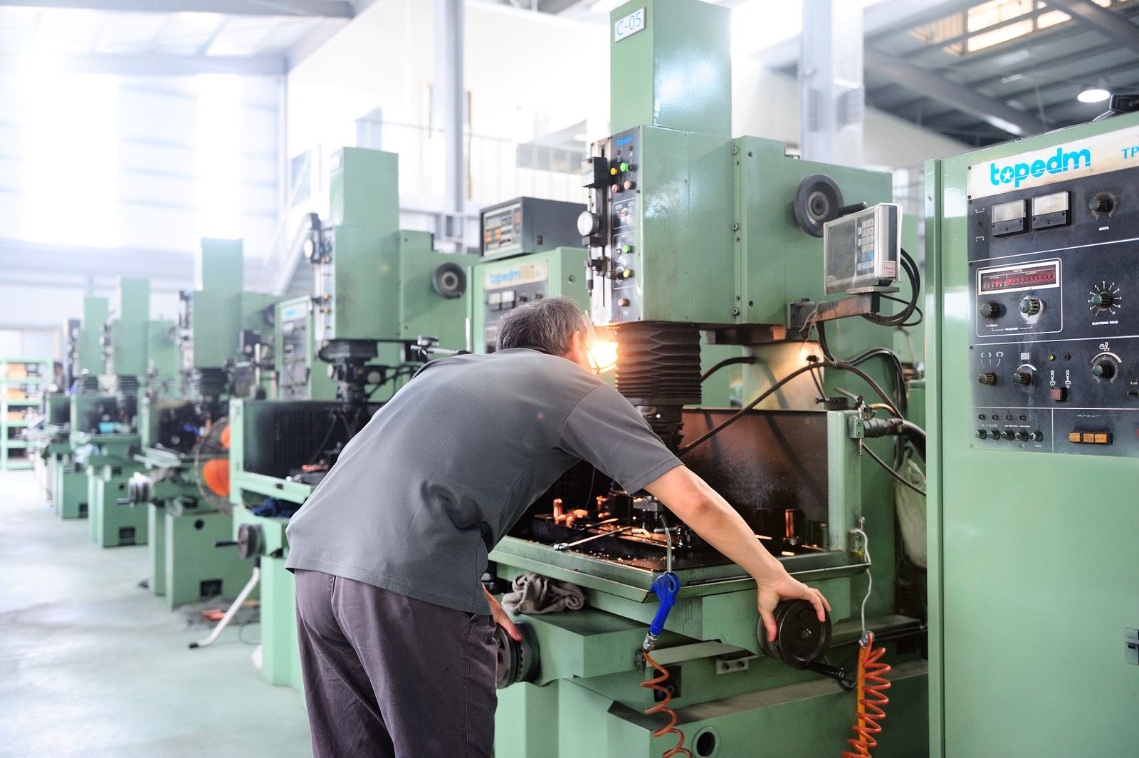 proimages/products/Tooling/NUT TOOLING/ph04.jpg